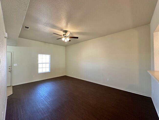 Foto del edificio - 3806 Pecos Dr