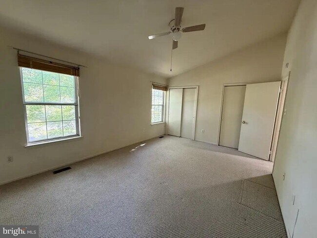Foto del edificio - 4711 Leyden Way