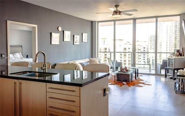 Foto del edificio - 1111 SW 1st Ave
