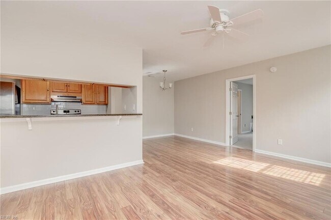 Foto del edificio - 578 Peregrine St