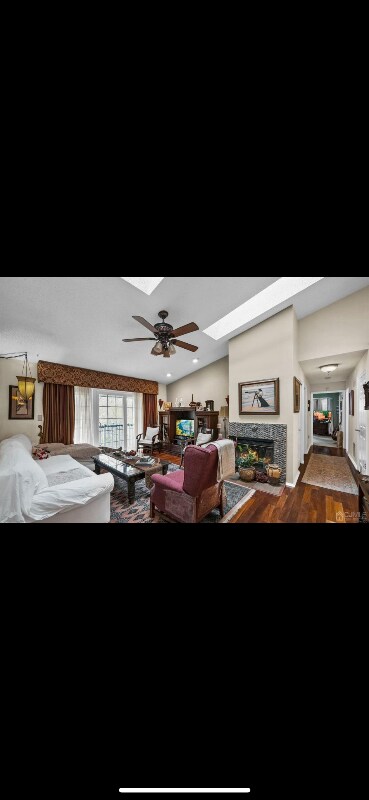 Foto del edificio - 45 Amethyst Way