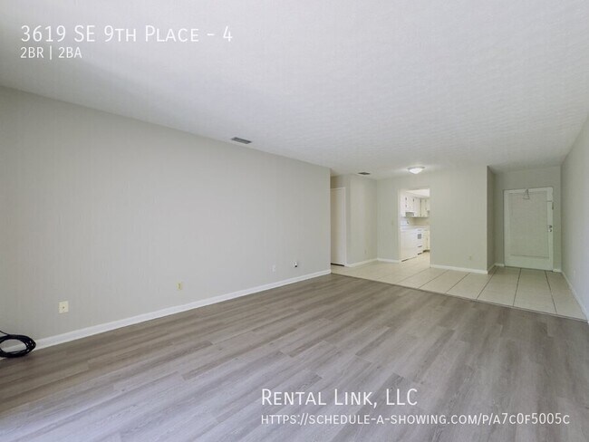 Building Photo - 3619 SE 9th Pl