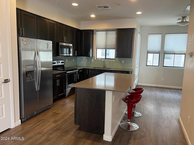 Foto del edificio - 2090 S Dorsey Ln