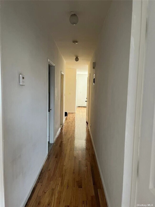 5917 Xenia St, Queens, NY 11368 Room for Rent in Queens, NY