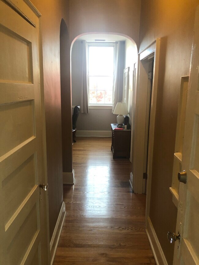 Front Door - 9111 Center St