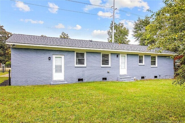 Foto del edificio - 794 Bunce Rd