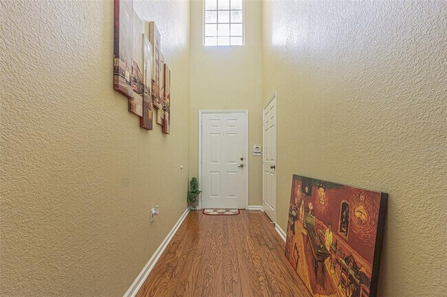 Foto del edificio - 6208 Clifton Palms Dr