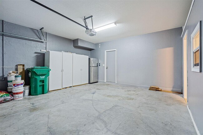 Building Photo - SPORT ACRES