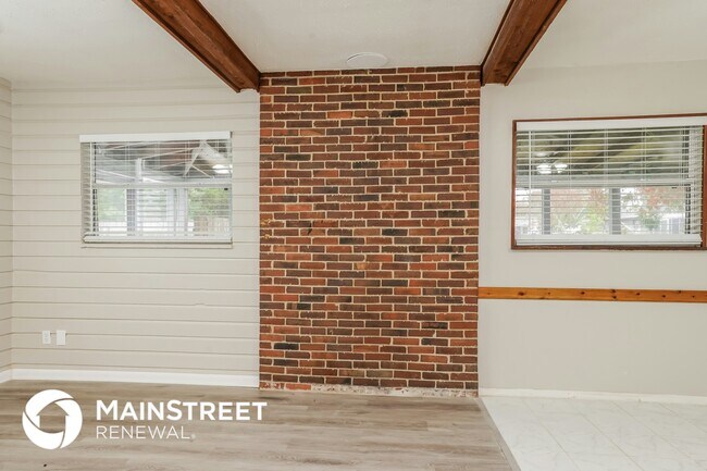 Foto del edificio - 1010 N Lavon Ave