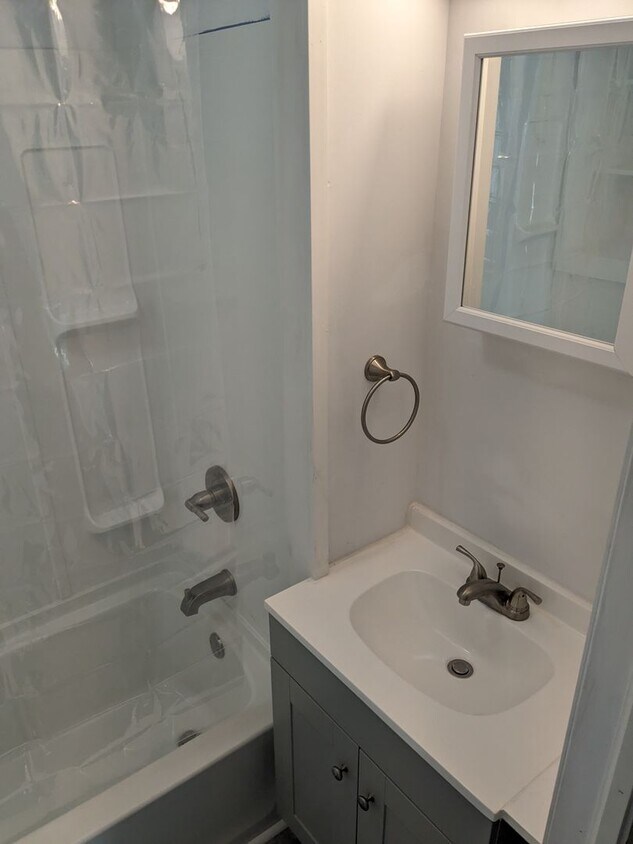 1631 13th Ave, Moline, IL 61265 House Rental in Moline, IL