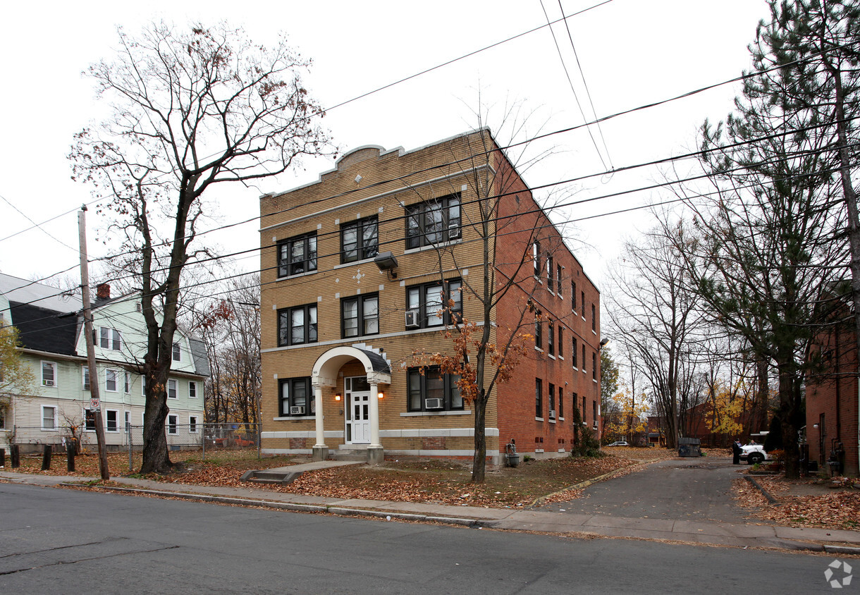 Building Photo - 598-600 Garden St