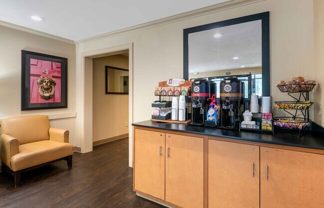 Foto del edificio - Furnished Studio-Daytona Beach - Internati...
