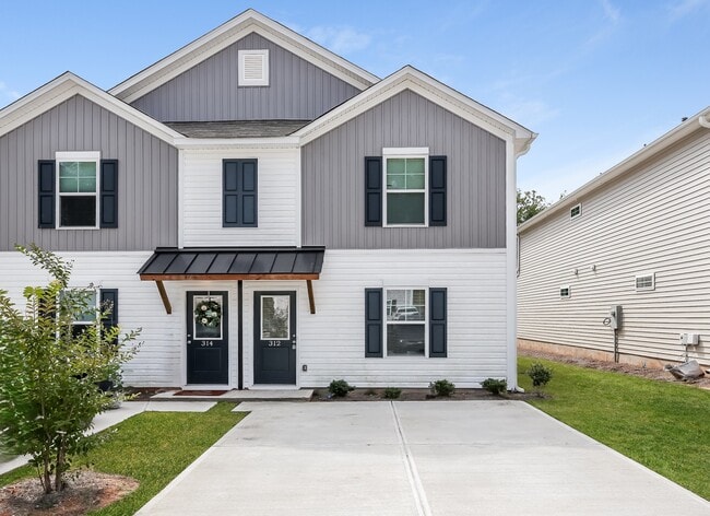 Building Photo - 312 Noble Ln