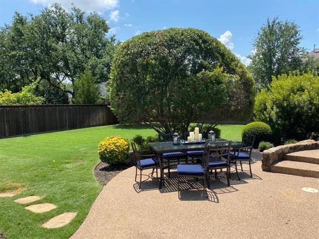 Building Photo - 111 Yale Dr