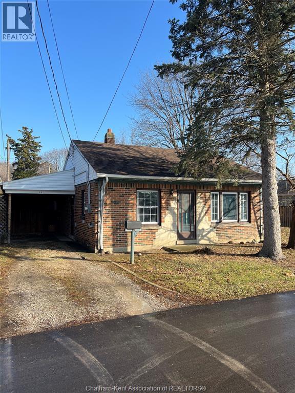 Building Photo - 69 Florence St