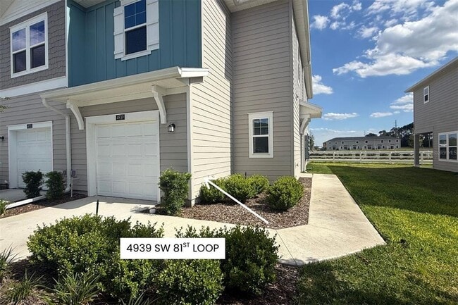 Building Photo - 4939 SW 81st Lp