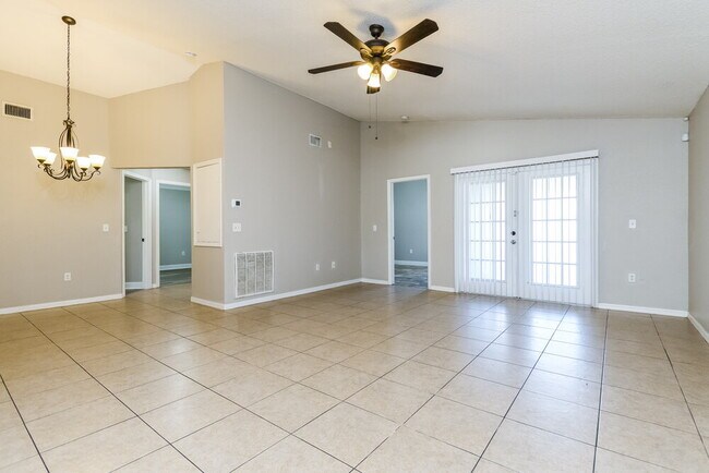 Foto del edificio - 3008 Sabal Bend Dr NE