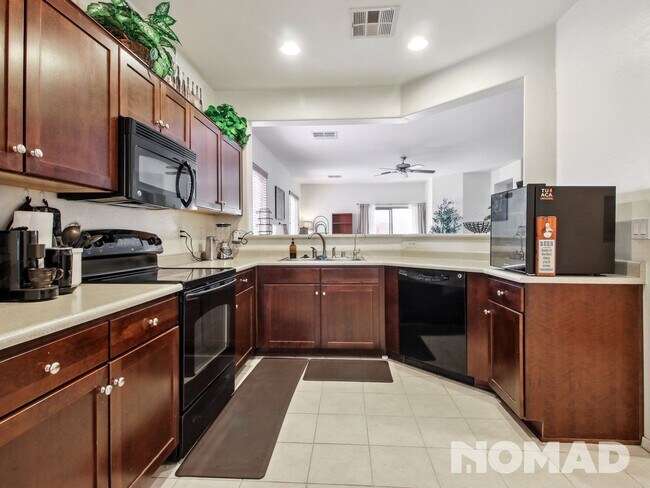 Foto del edificio - 2611 W Fawn Dr