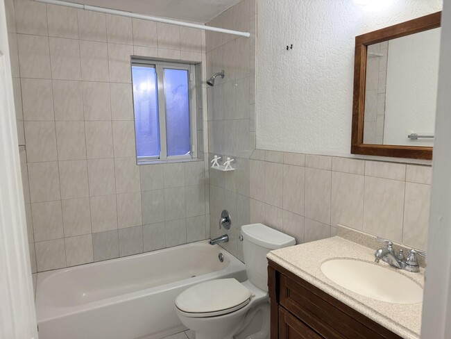 Building Photo - 5271 SW 90th Way