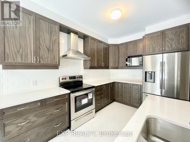 Building Photo - 634 Allied Mews