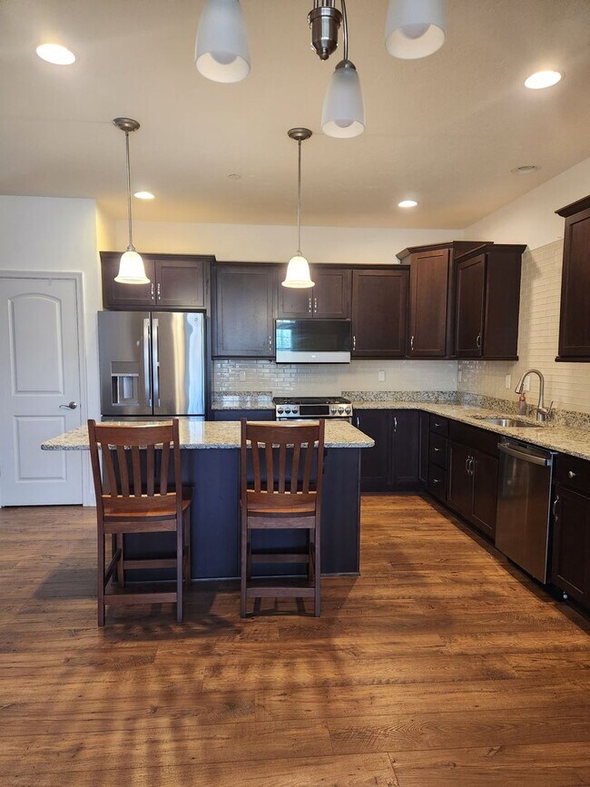 Building Photo - 55+ Community - 626 Cypress Dr. Hanover, P...