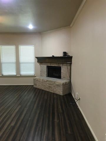Building Photo - 1812 Rockview Dr