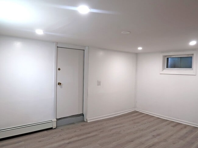 Foto del edificio - 1286 Oakwood Ave