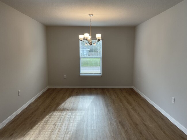 Foto del edificio - 1601 Rankin Ave SE