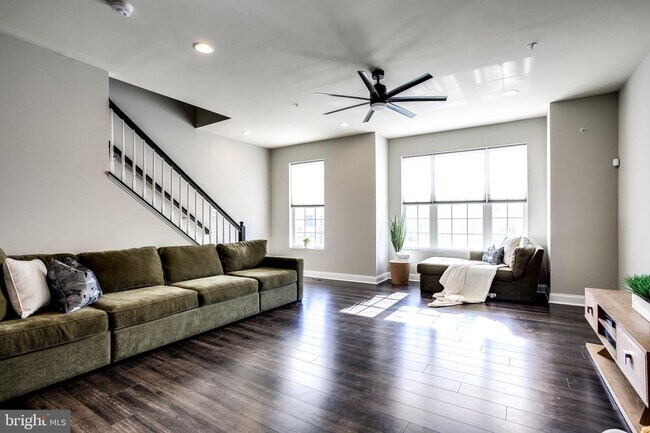 Building Photo - 3506 Tribeca Trl