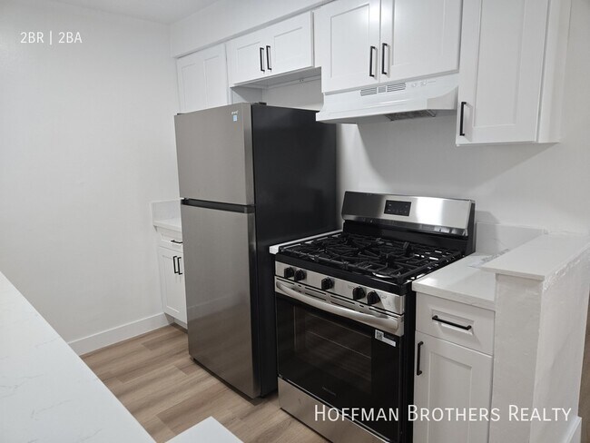 Foto del edificio - 8206 Romaine St