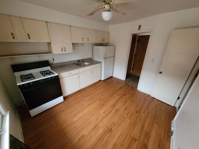 Foto del edificio - 232N75thY