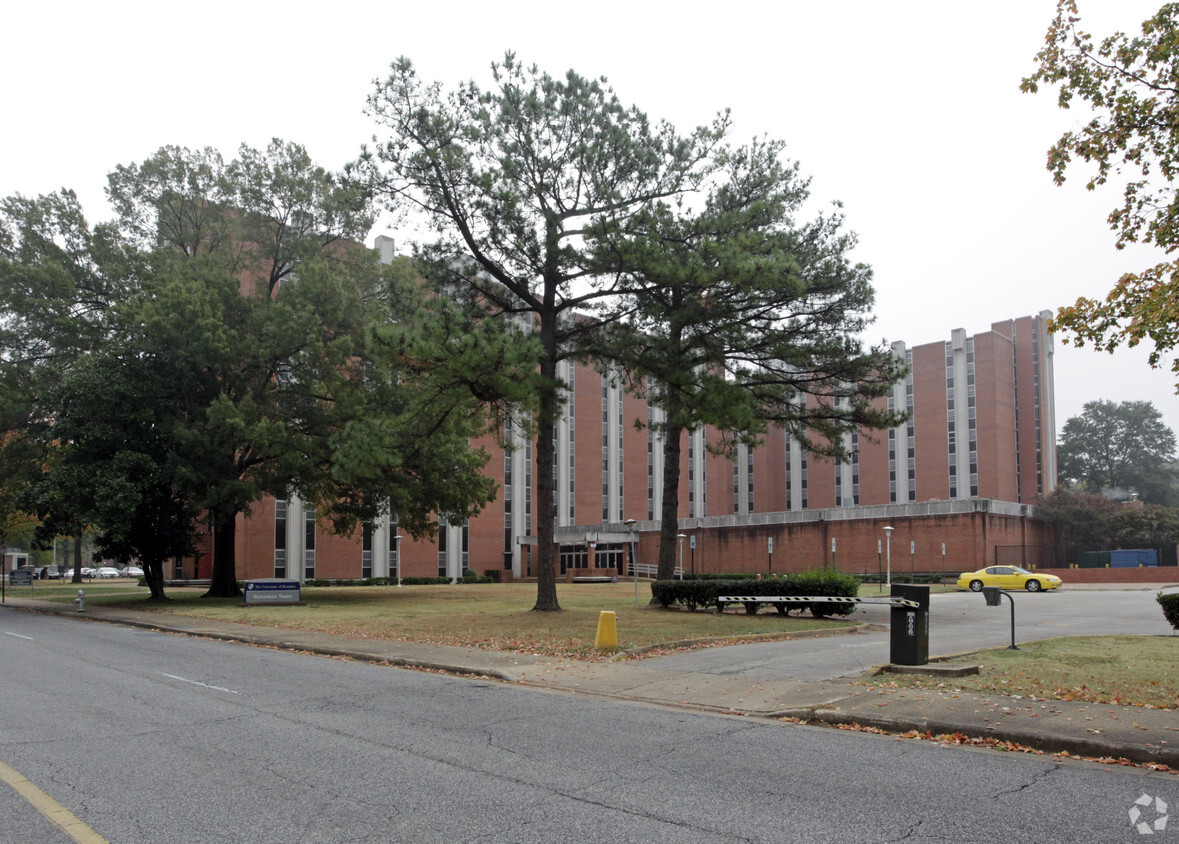 Primary Photo - Richardson Towers