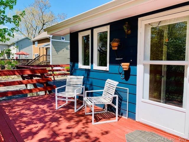 Foto principal - 9 Pine Orchard Rd