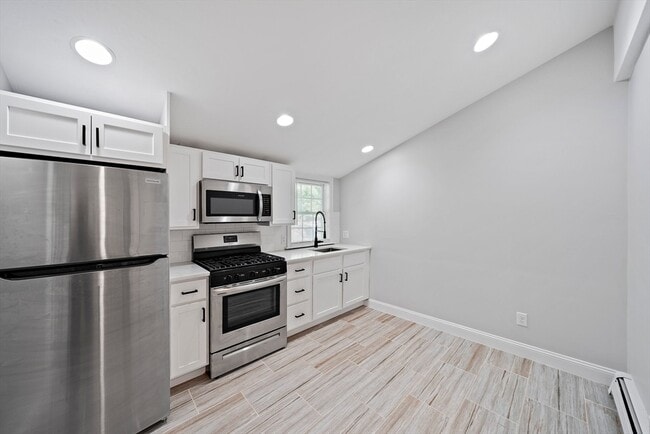 Building Photo - 236 Neponset St