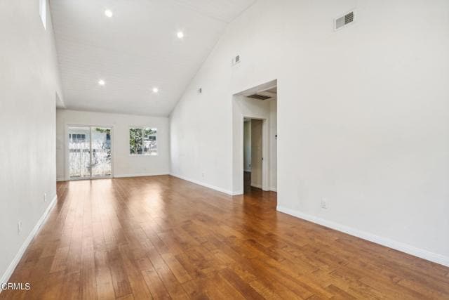 Building Photo - 7334 Zelzah Ave
