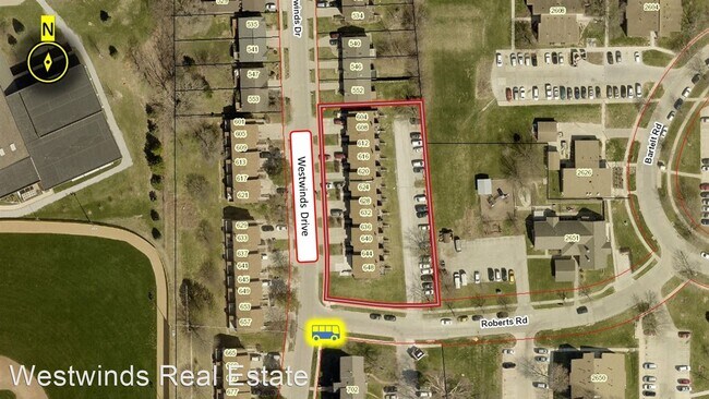 Building Photo - 3 br, 2.5 bath House - 608 Westwinds Drive