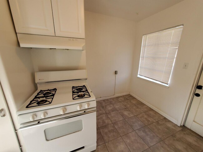 15641574 N Blackstone Ave Fresno Ca 93703