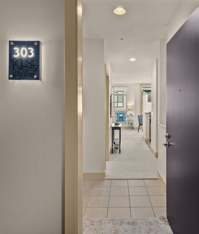 Foto del edificio - 1700 N Northlake Way