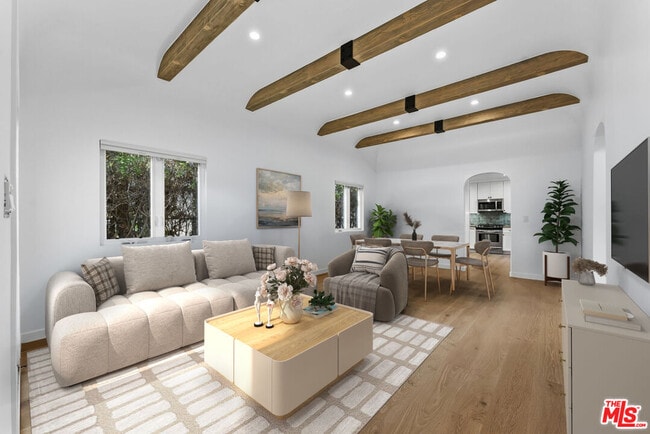 Building Photo - 8833 Ashcroft Ave