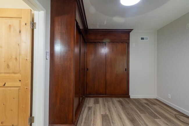 Foto del edificio - 8506 Delco Ave