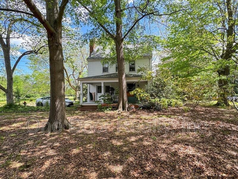Foto principal - 727 Richmond Rd