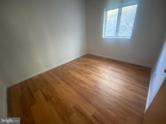 Foto del edificio - 2232 Milford Rd