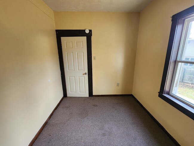 Photo - Benjamin st apt#2