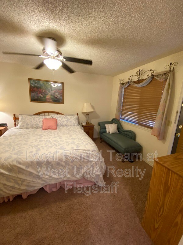 Building Photo - 2707 N Walnut Hills Dr