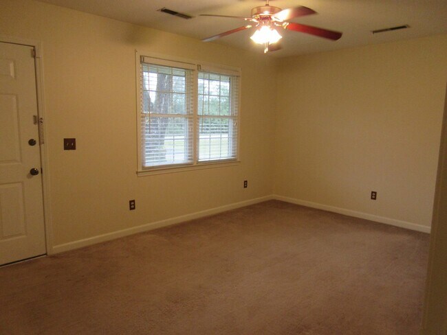 Building Photo - 3000 Cains Mill Rd