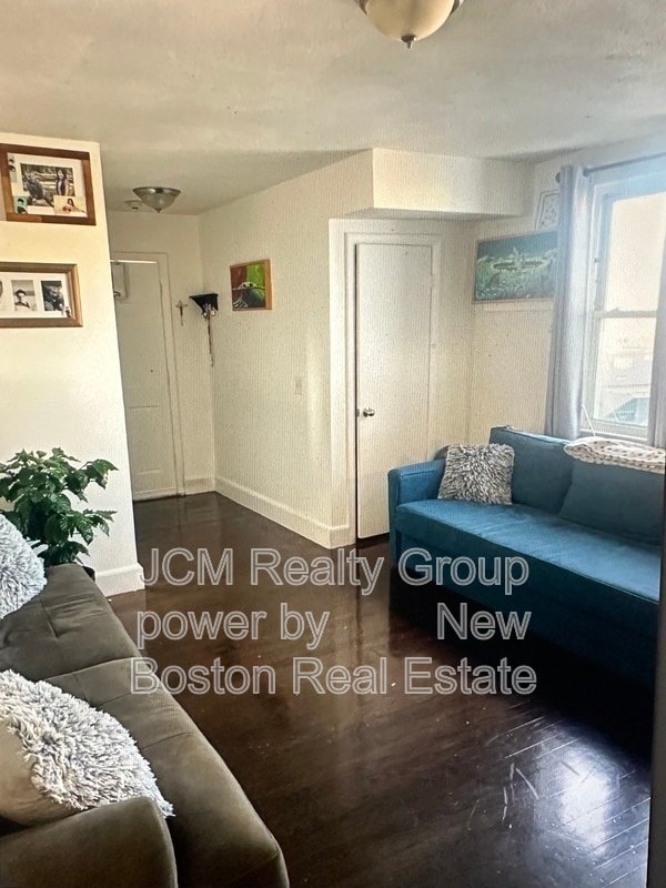 Foto del edificio - 502 Beach St