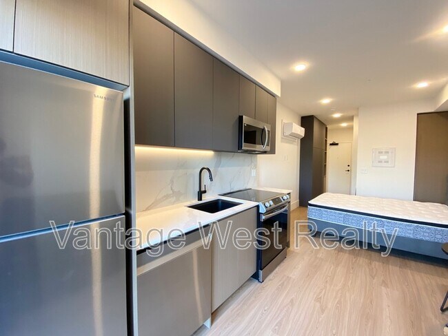Photo du bâtiment - 720-720 K. L. O. Rd