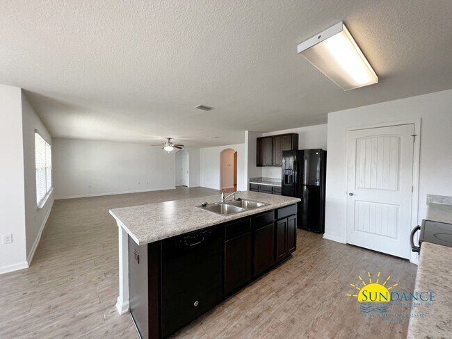 Foto del edificio - Cozy 4 Bedroom Home in Partridge Hills, Mi...