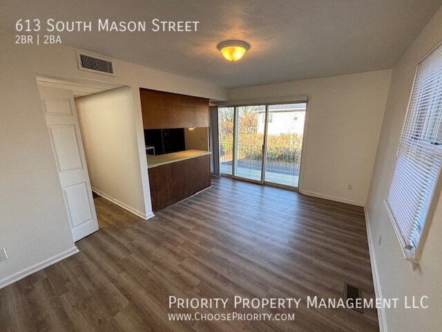 Foto del edificio - 613 S Mason St