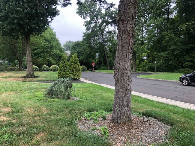 Photo - Great Family Home! 3 Bedroom/1 Bath Home o...